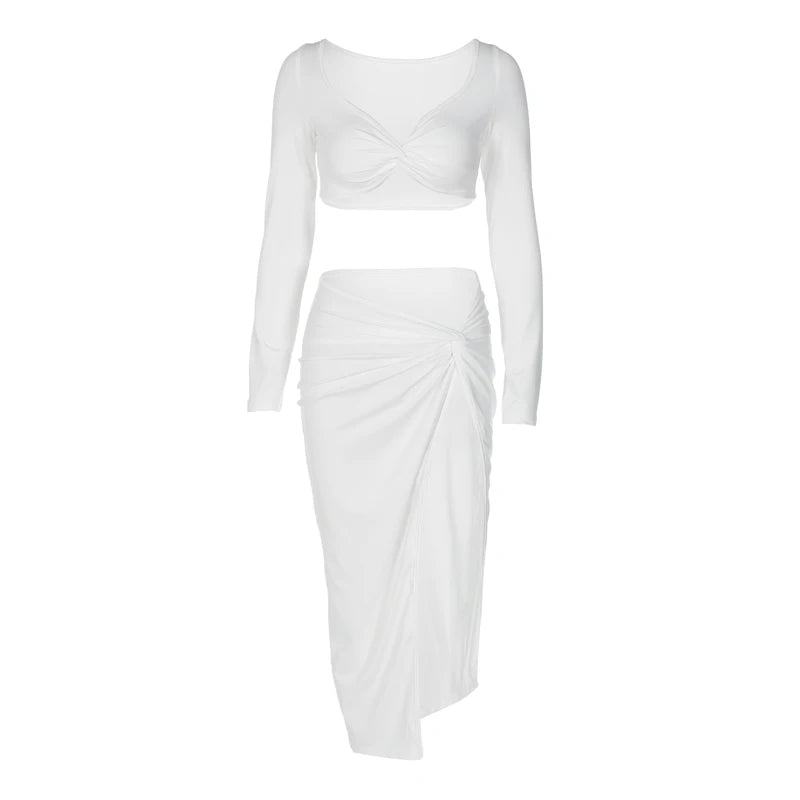 Ensemble Jupe Fendue & Top Croisé – Style Chic & Glamour